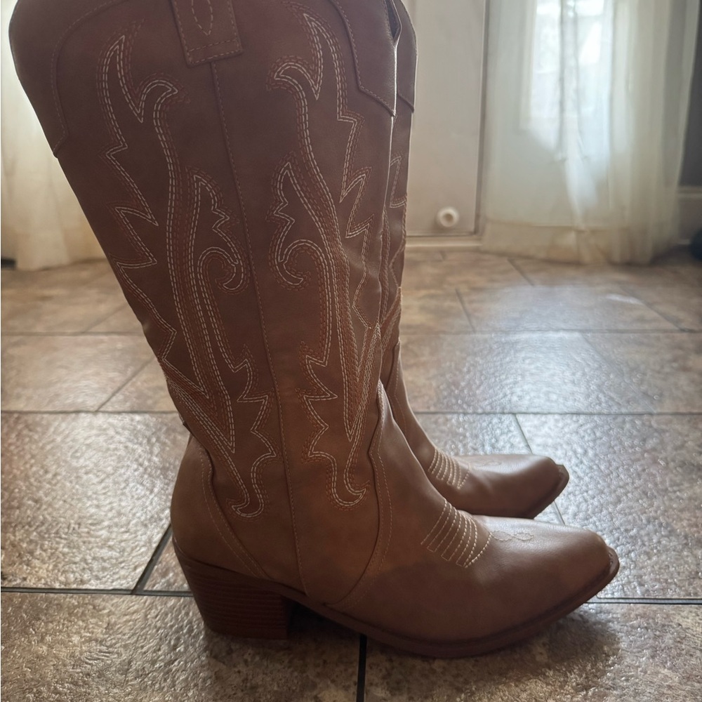 Classic Brown Western Knee-High Heeled Boots